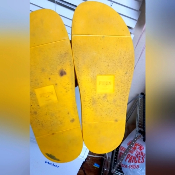 Designer Boutique - Picture 2 of 2